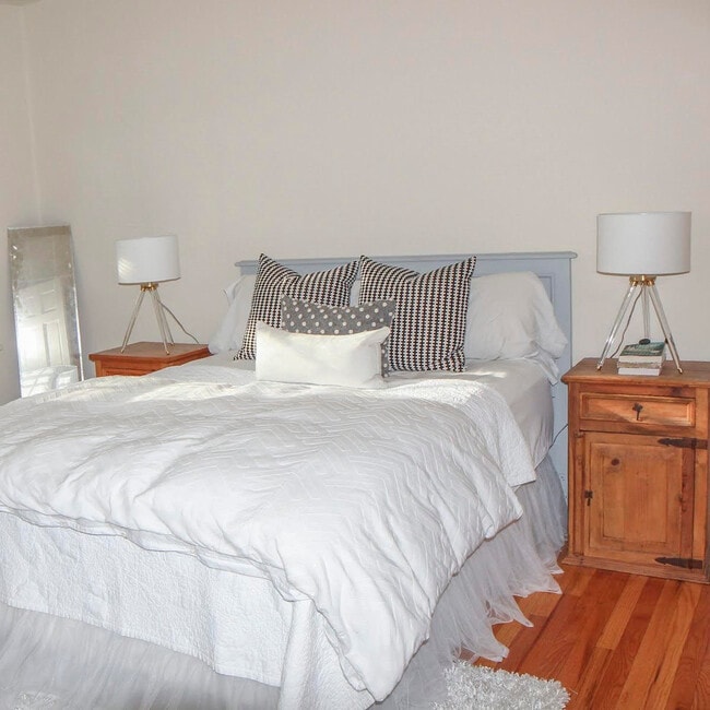 Highland Village Apartments