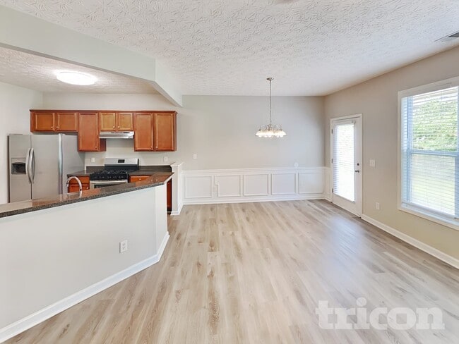 Photo - 8129 Brookbend Dr