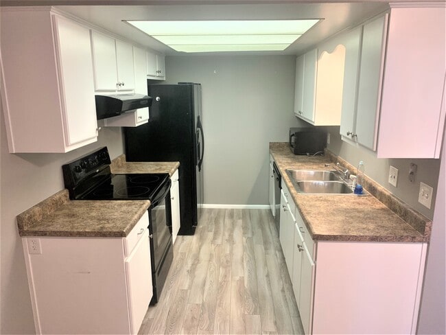 Photo - 13041 W Ohio Ave