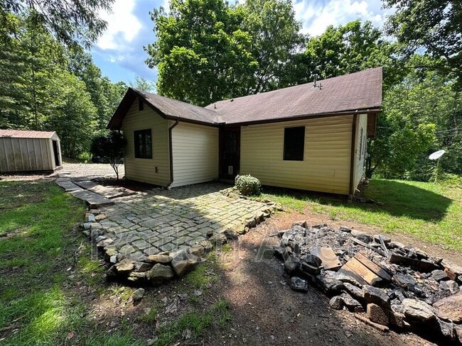 Photo - 267 Davis Creek Rd