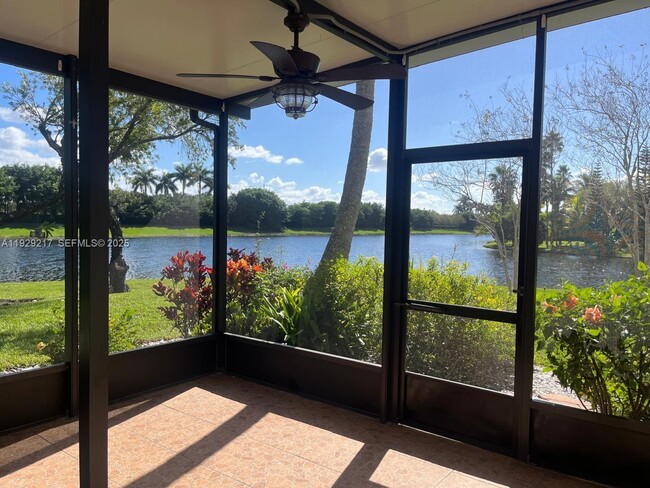 Building Photo - 1528 Springside Terrace