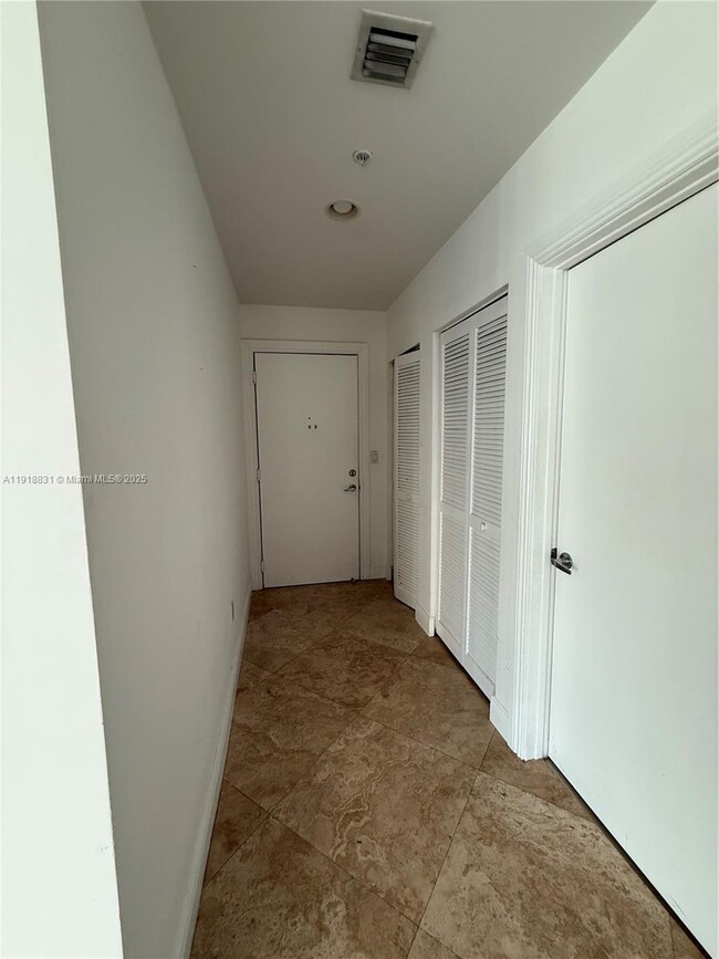 Photo - 133 NE 2nd Ave Unit 2912