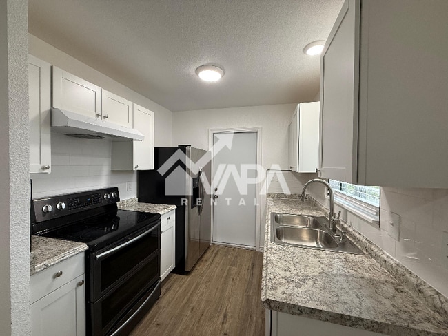 Photo - 7817 Leafy Hollow