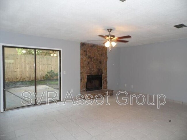 Photo - 6024 Duclay Rd