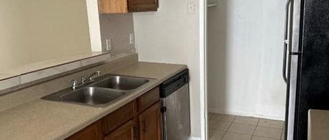 Photo - 4618 Nervin St