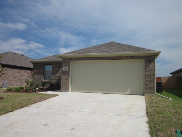 Photo - 1416 Warringwood Dr