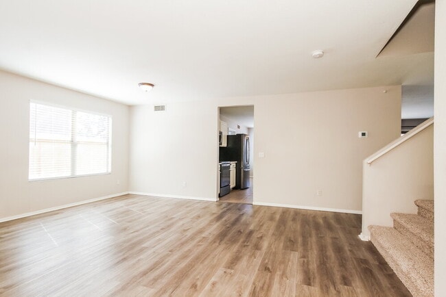 Photo - 4614 N 92nd Ln