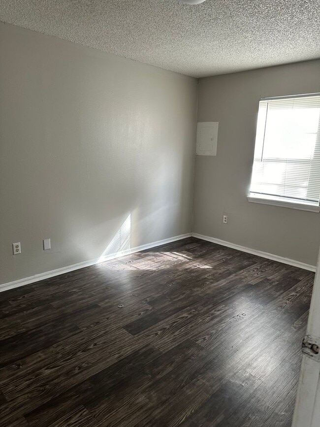 Photo - Greystone Apartments