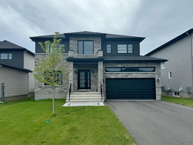 Photo - 305 Moonlight Dr