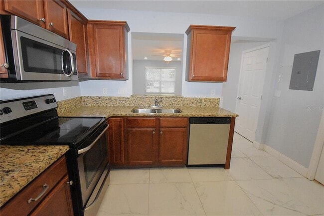 Photo - 4663 SW 48th Dr Unit 138