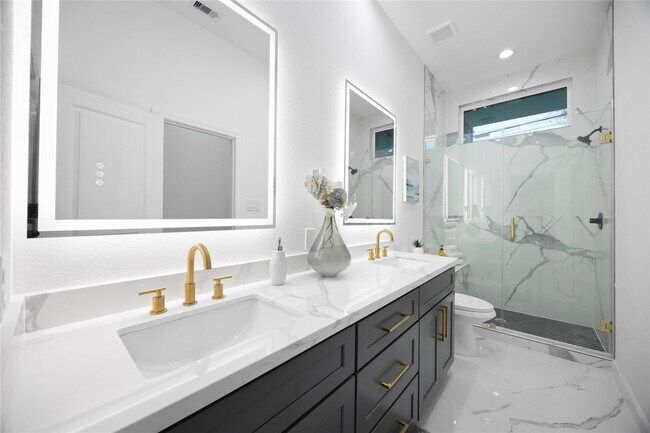 Photo - 5125 Doolittle Blvd