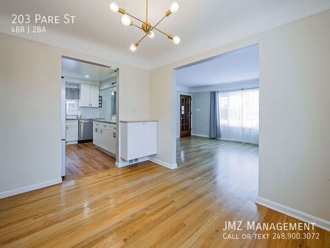 Photo - 203 Pare St