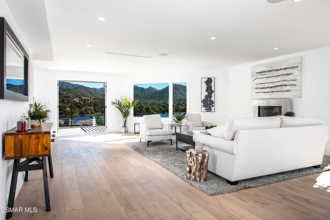 Photo - 290 Lake Sherwood Dr