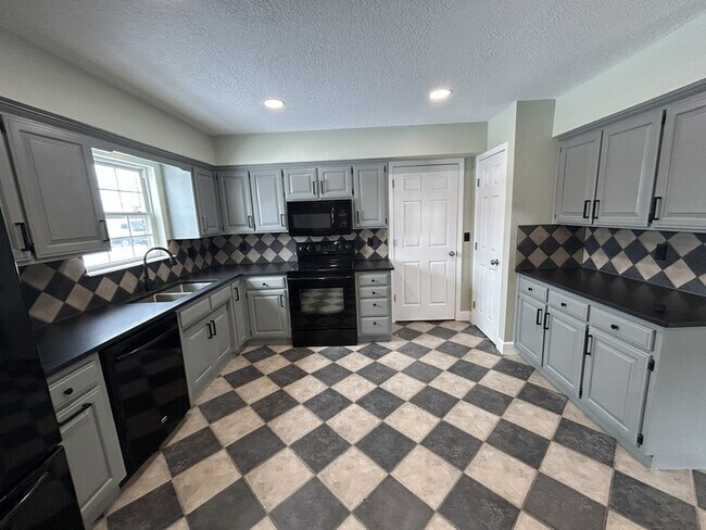 Photo - 2312 W Birch St