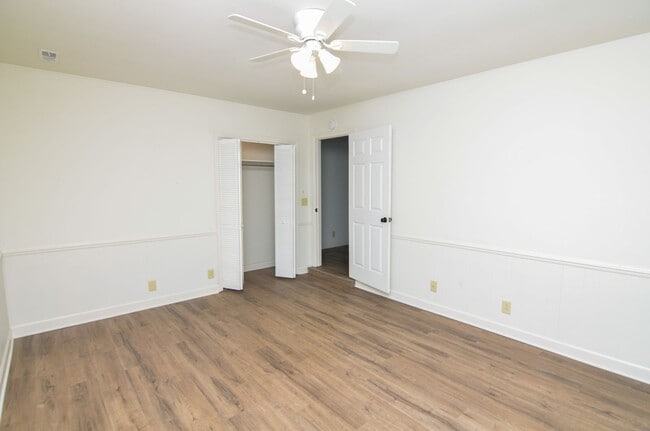 Photo - 230 Boxwood Dr