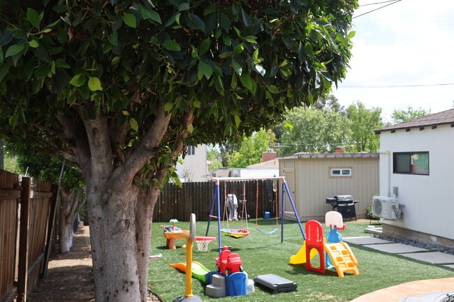 Photo - 2348 Warwick Ave