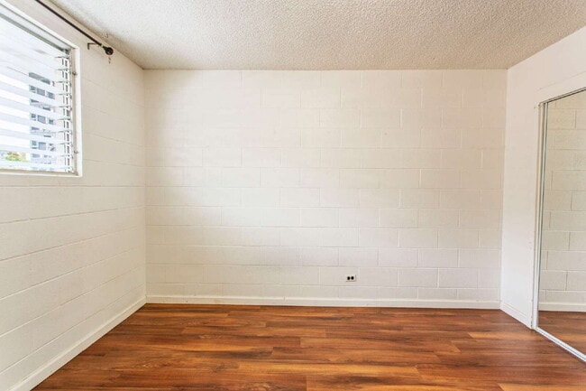 Photo - 1-Bedroom Condo with Parking in Makiki – $1,600/month Unit 304