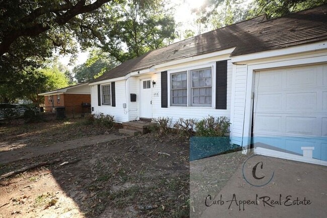 Photo - Recently renovated 3 bed, 1.5 bath home - back deck, garage, fenced yard!!