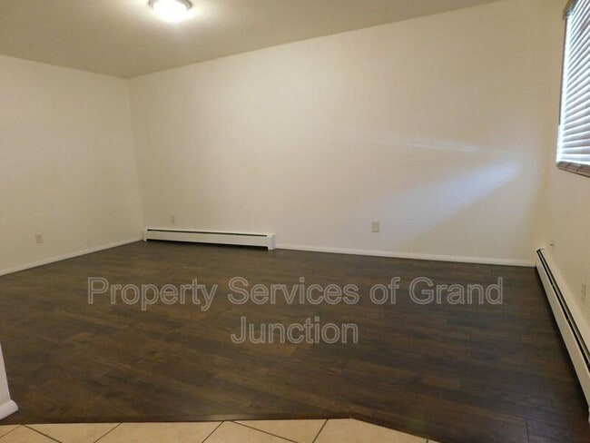 Photo - 3292 Lombardy Ln Unit D