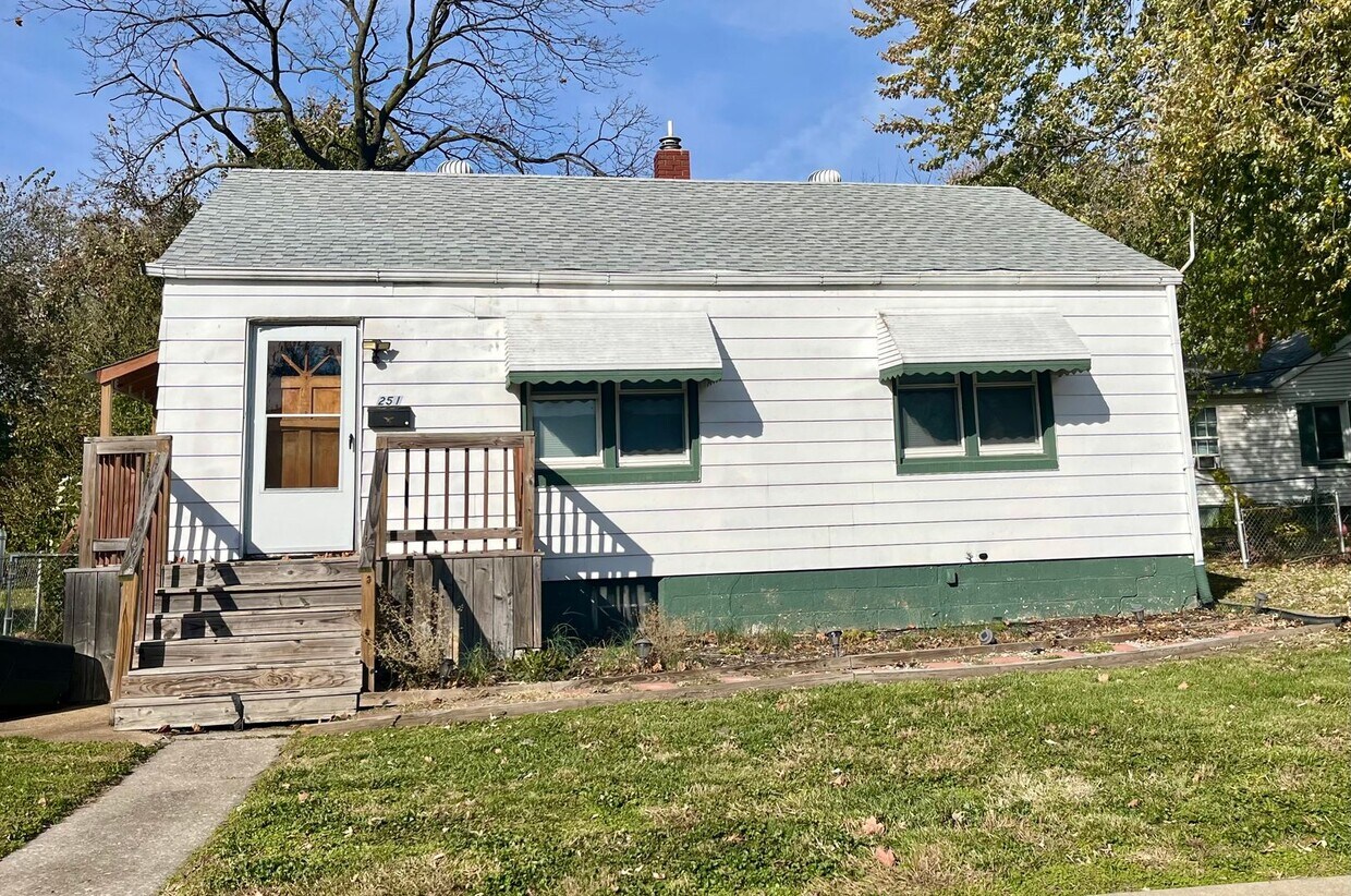 Two Bedroom house in East Alton - Two Bedroom house in East Alton