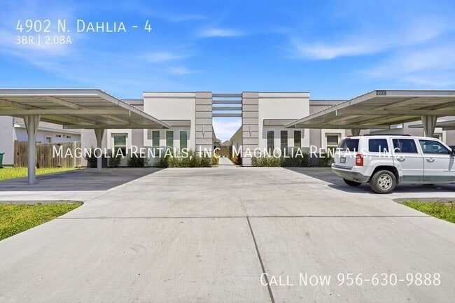 Building Photo - 4902 N. Dahlia-4