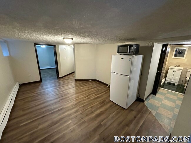 Photo - 31 Seattle St Unit B