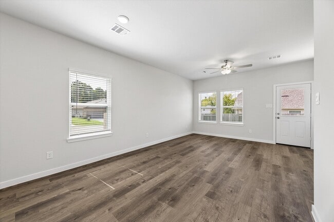 Photo - 11605 Whirlaway Dr