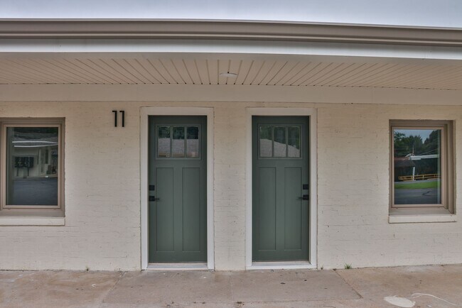 Photo - Modern Remodel with Designer Finishes | All Utilities Included Unit 11
