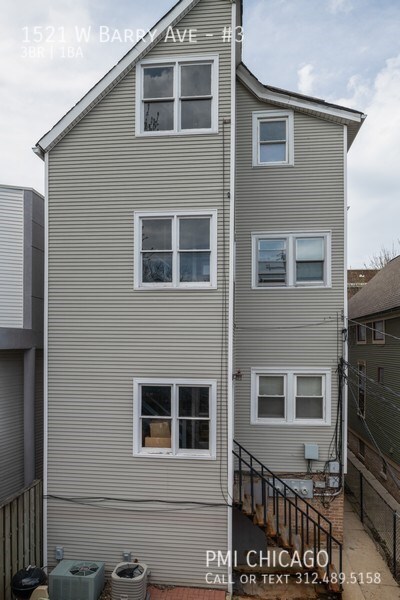 Photo - 1521 W Barry Ave Unit #3