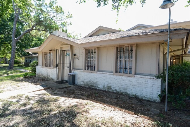 Photo - 5632 Birchmont Dr Unit 23
