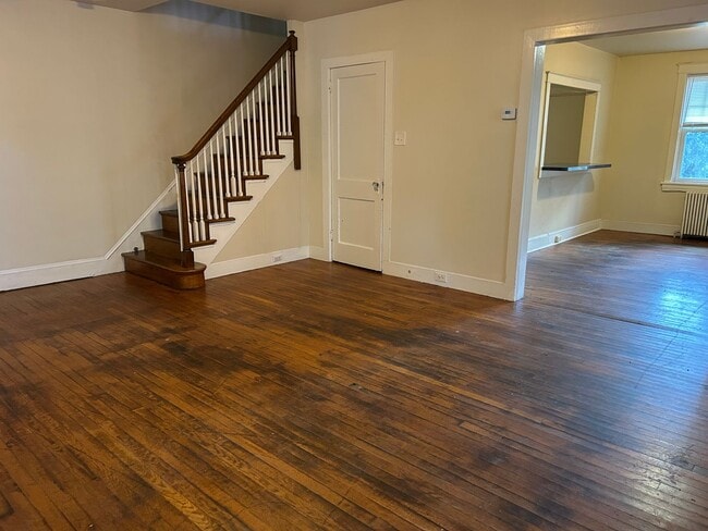 Photo - Beautiful 3 Bedroom End of Row Townhome in...