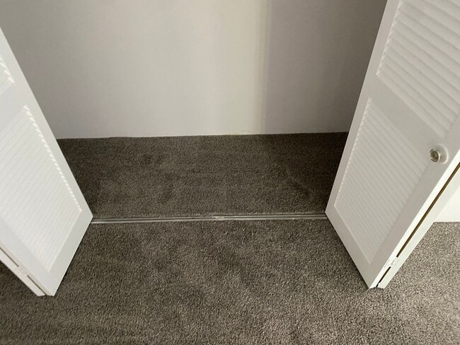 Photo - LEASE NOW AND ENJOY 50% OFF 2ND MONTH! Spa...