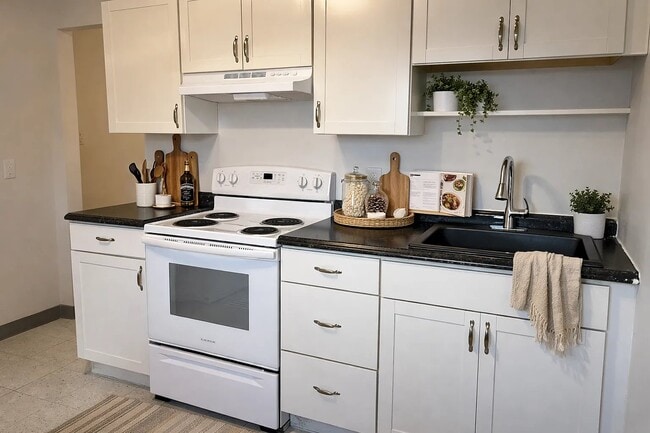 Photo - 62-70 Main St Unit L