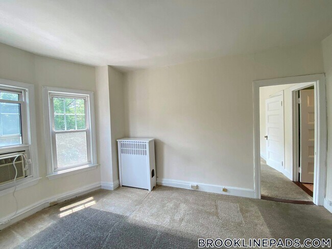 Photo - 1223 Beacon St Unit 404