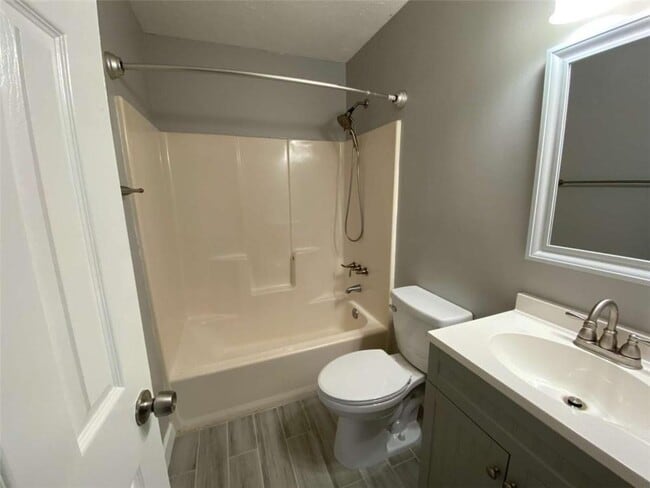 Photo - 550 Carithers Rd