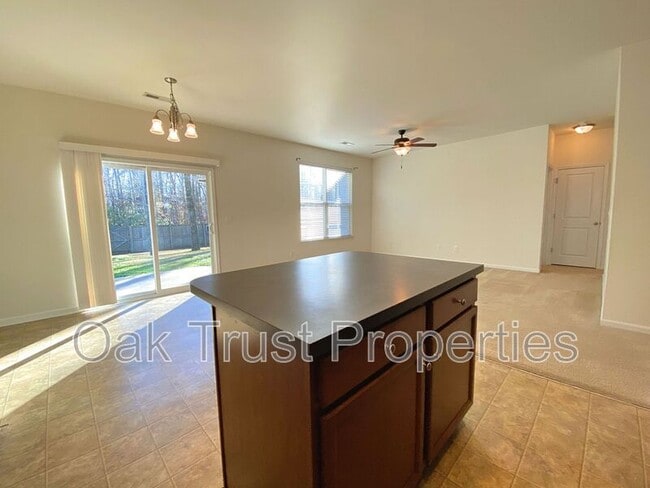 Photo - 3058 Nantuckett Ave