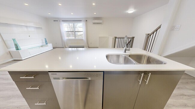 Photo - MODERN 3 BEDROOM TOWNHOME ON ANDOVER DRIVE Unit 24