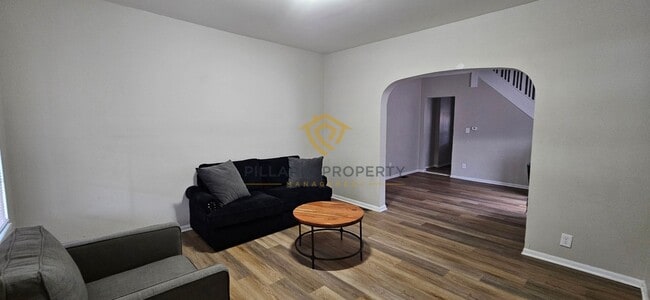 Photo - 933-935 N Dearborn St Unit 935 N Dearborn St