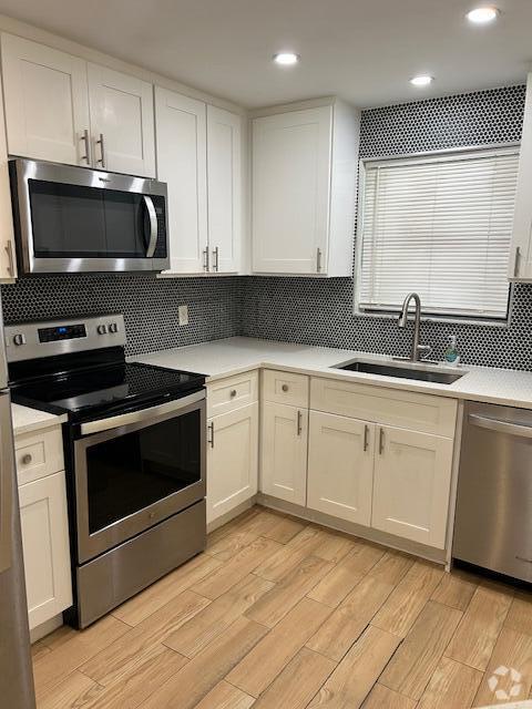 Building Photo - 21913 Lake Forest Cir Unit 105 Rental