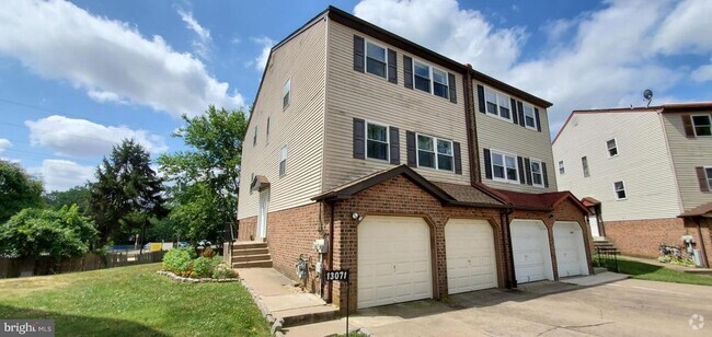Building Photo - 13071 Cardella Pl Rental