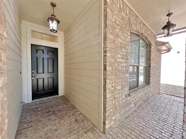 Photo - 5939 Waterford Dr