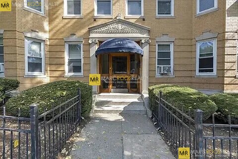 Photo - 145 Chiswick Rd Unit 8