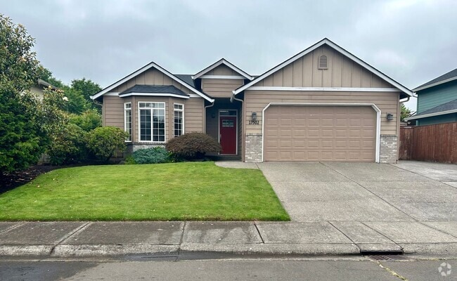 Building Photo - Modern 3 Bed 2.5 Bath Ranch in Eastern Van... Rental