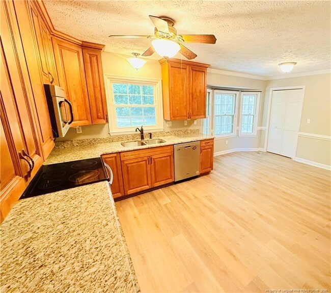 Photo - 213 Lofton Dr