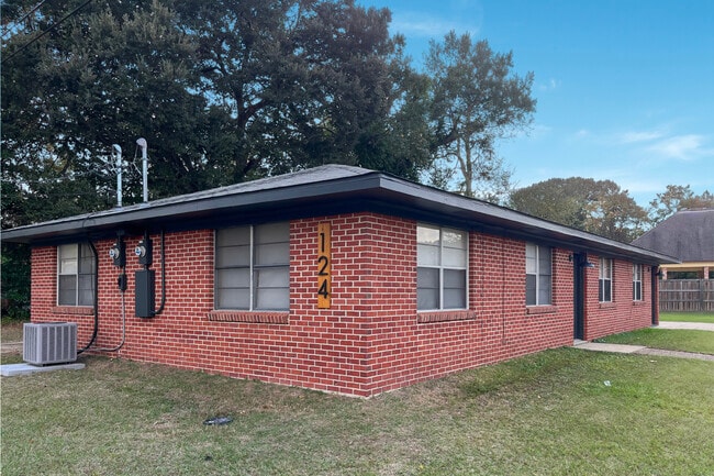 Building Photo - 124 Francis St Unit B