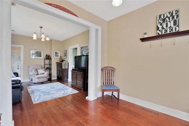 Photo - Great Bungalow for Rent!