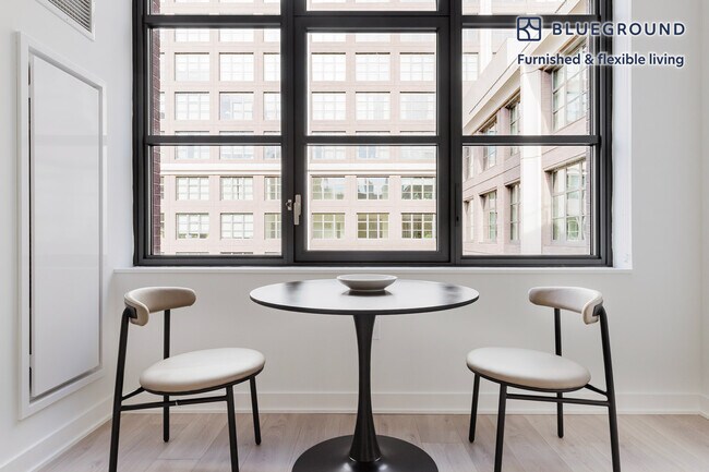 Photo - 135 York St Unidad FL6-ID2166