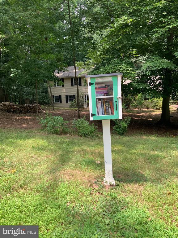 Photo - 413 Fruit Farm Rd