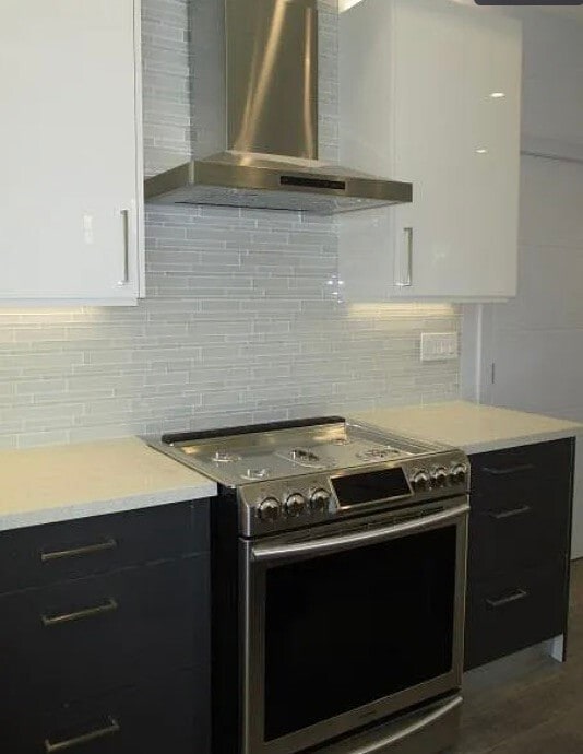 Photo - 6848 Encino Ave