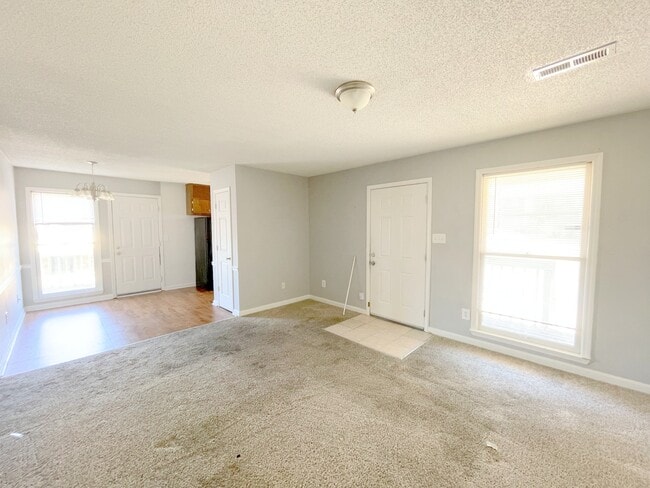 Photo - 1507 Halston Cir NW